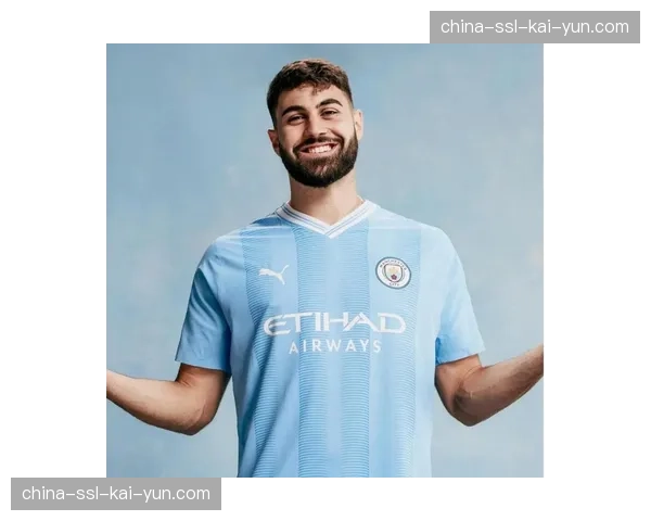 观察：年轻中卫格瓦迪奥尔的表现，是否预示欧冠防守新趋势？