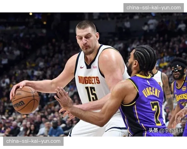 通讯：掘金约基奇赛后谈到，球队需要改善对持球人向肋部驱动的防守沟通