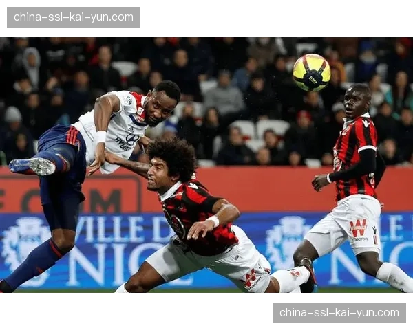 摩纳哥2-1绝杀尼斯，稳固积分榜次席位置